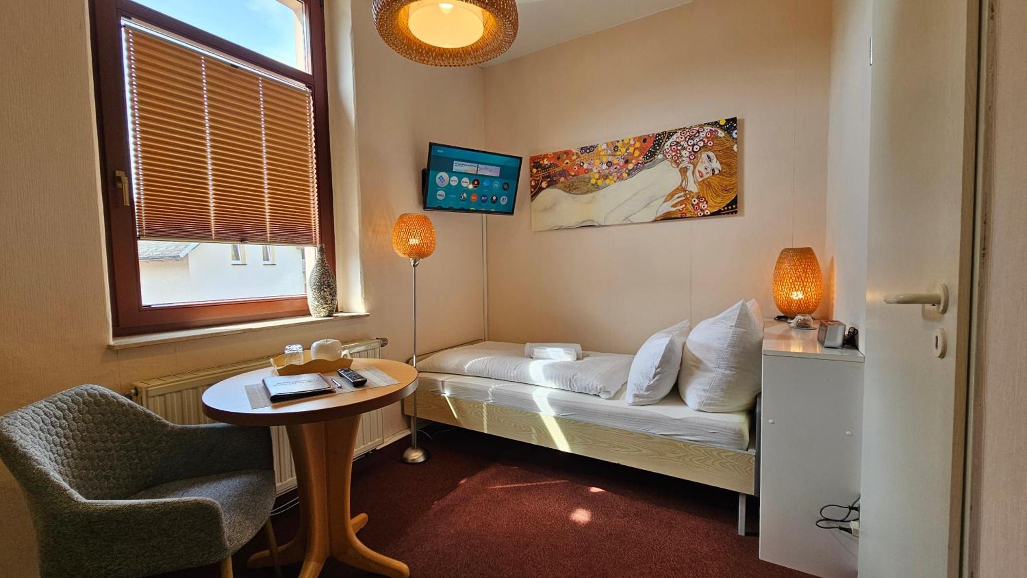 Pension Weisse Rose, Parkplatz, Fruehstueck, Wlan, Zentral 巴特埃尔斯特 外观 照片