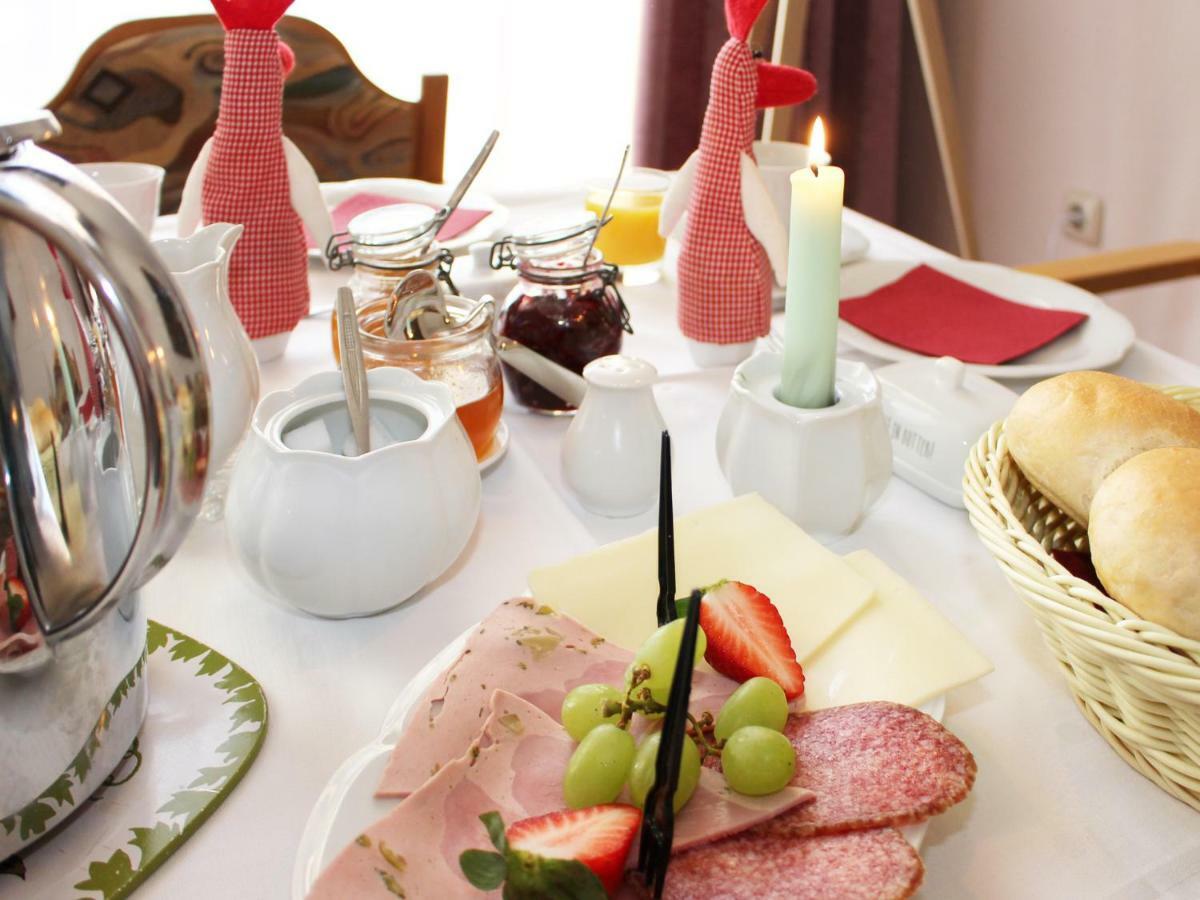 Pension Weisse Rose, Parkplatz, Fruehstueck, Wlan, Zentral 巴特埃尔斯特 外观 照片